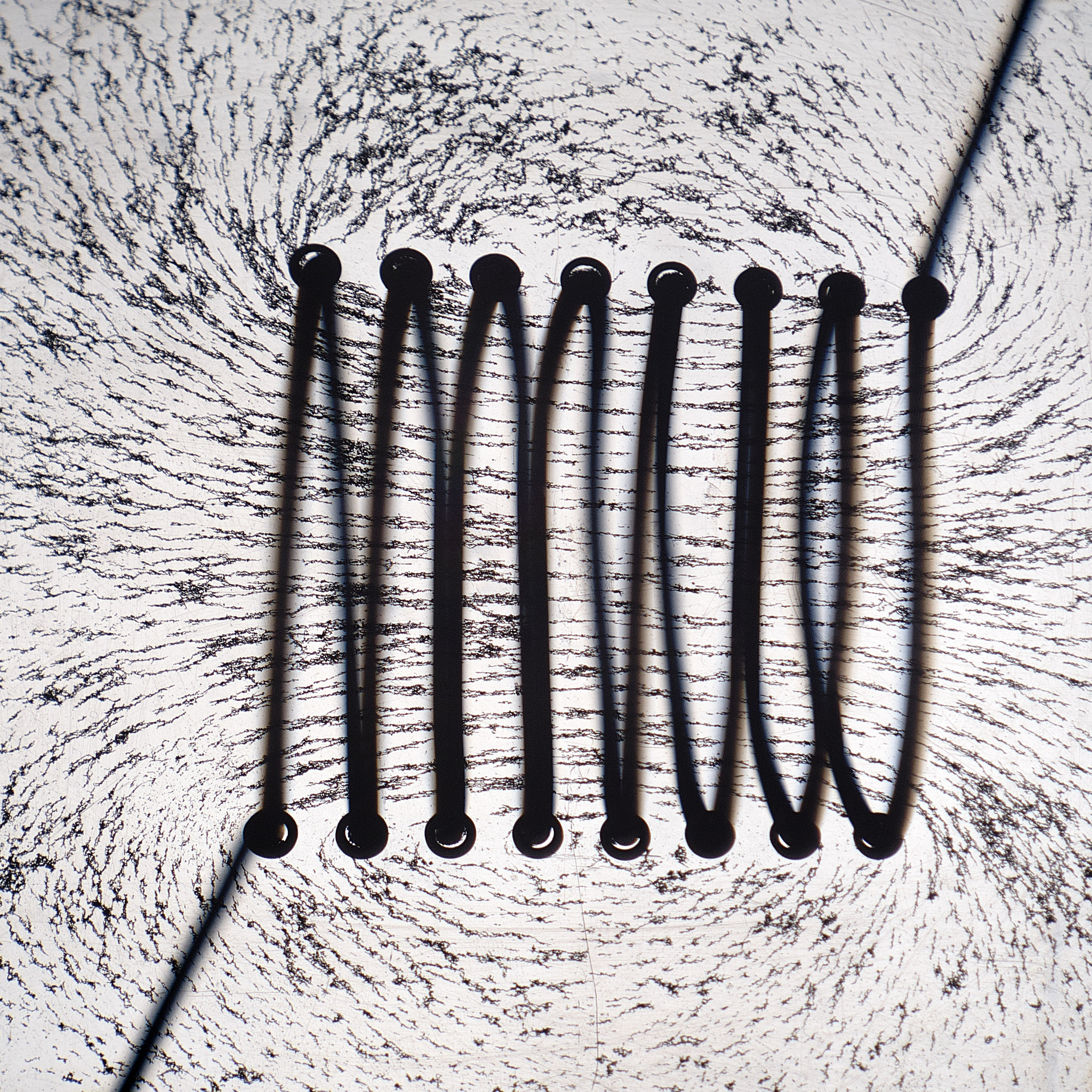 magnetic field around solenoid